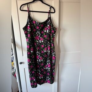 Beetlejuice Sandworm Roses Wiggle Dress